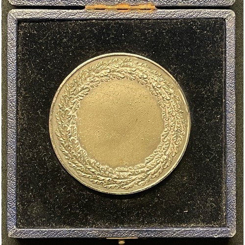 3043 - WW2 Third Reich cased Reichsnahrstand non portable award for Landesbauernschaft Weser-Ems . Complete... 