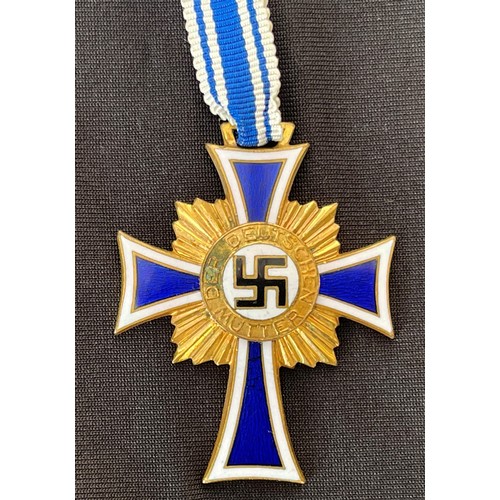 3064 - WW2 Third Reich Ehrenkreuz der Deutsche Mutter Erste Stufe - Mother's Cross 1st Class (Gold). Comple... 