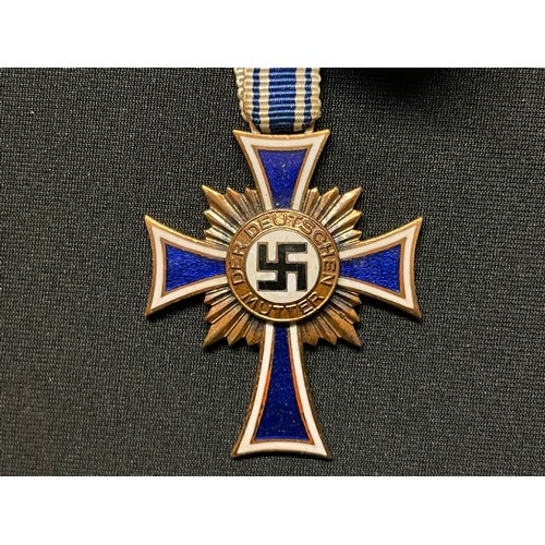 3071 - WW2 Third Reich Ehrenkreuz der Deutsche Mutter Dritte Stufe - Mother's Cross 3rd Class (Bronze). Com... 