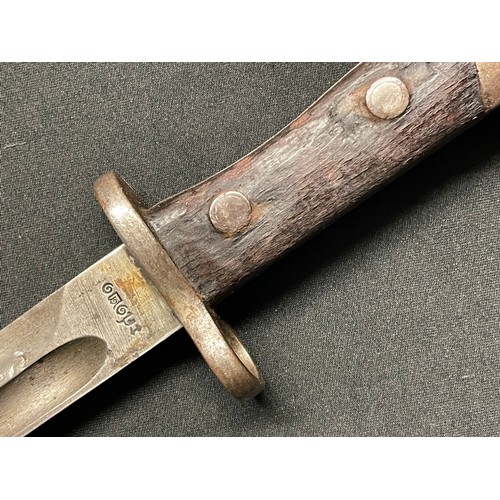 3088 - Siamese Mauser bayonet with single edged fullered blade. Made in Germany by 