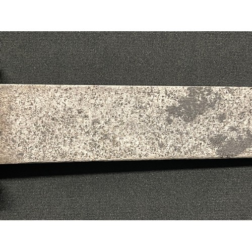 3105 - An early 18th century silver coloured metal mounted plug bayonet, 25cm blade, C-scroll cross-guard, ... 