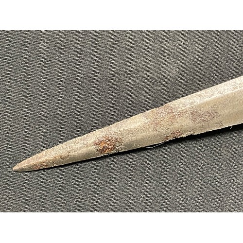 3107 - A Middle Eastern dagger, 17cm tapered pointed blade, horn and bone banded handle, leather scabbard, ... 