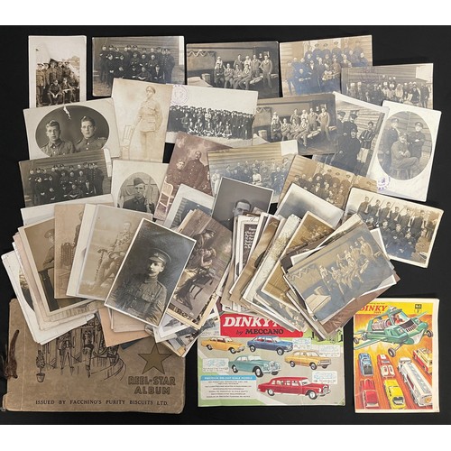 3113 - WW1 British Photographic postcards, many showing British PoW's, plus some illustrated sentimental an... 