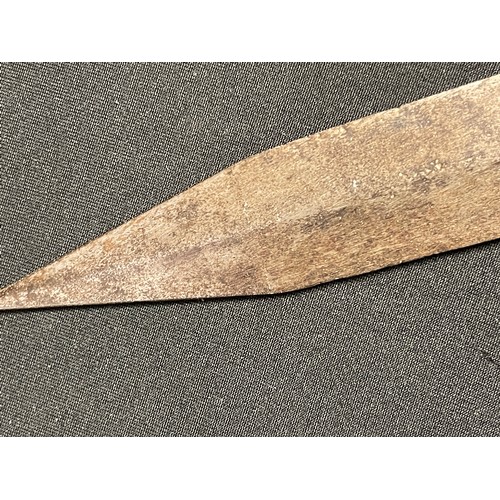 3128 - British Short Sword with double edged blade 510mm in length. No makers mark. Clamshell Guard with Ki... 