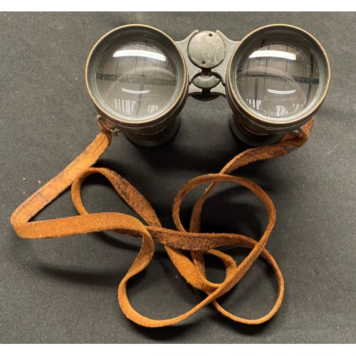 3147 - WW1 Imperial German Fernglas 08 binoculars, serial number 52196, maker marked 