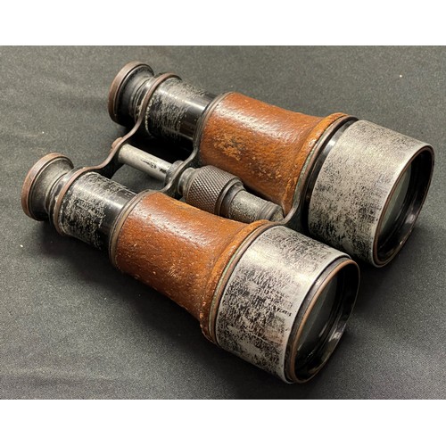 3147 - WW1 Imperial German Fernglas 08 binoculars, serial number 52196, maker marked 