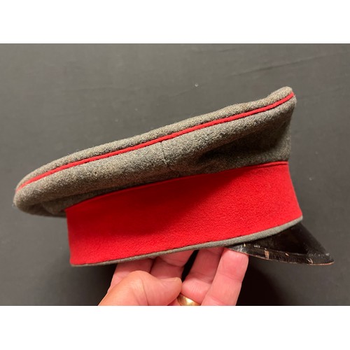 3155 - WW1 Imperial German Army Reserve Officers Cap. Reservists Cross Cockade to Red Cap Band. No makers m... 