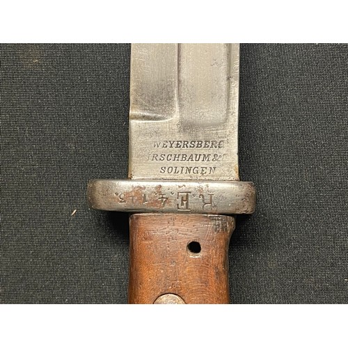 3160 - WW1 Imperial German Seitengewehr model 1884/98 with fullered single edged balde 247mm in length. Mak... 