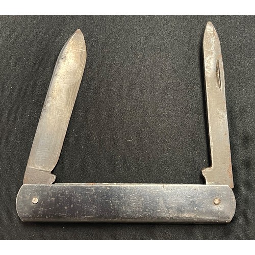 3180 - WW2 British RAF Knife, Pocket, With Spike (Beadon Suit). Unmarked example. Sometimes referred to as ... 