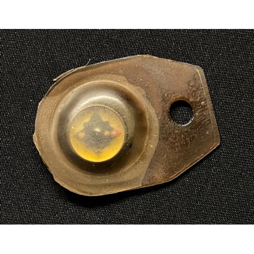 3199 - WW2 British Escape and Evasion Compass contained in a soft plastic pouch. Could be worn around the n... 