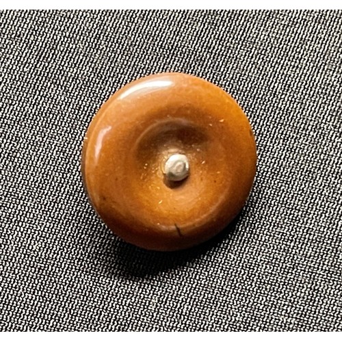 3212 - WW2 British Army, MI9, SOE, Special Forces, Vest (WESKIT) Button Escape compass in Brown Bakelite.