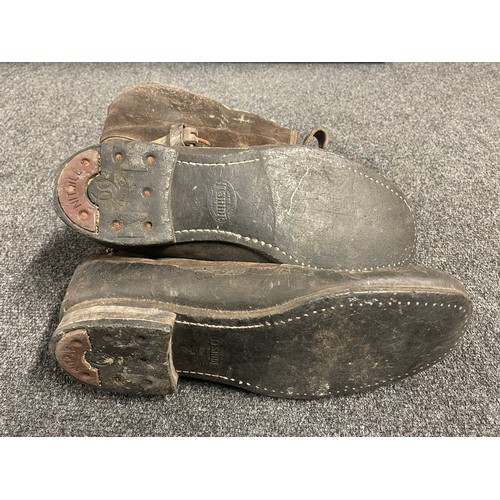 3231 - WW2 British RAF 1941 Pattern Flying Boots. Original soles and zips. Size 8.