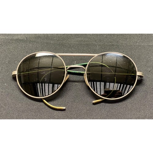 3256 - WW2 British RAF Algha Aviator Anti-Glare/sun glasses Type G, 22G/1398