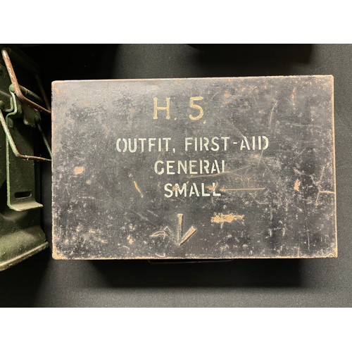 3268 - WW2 British Lightweight Gas Mask Bag dated 1943: RAF Small Pack (no divider and tabs to reverse remo... 