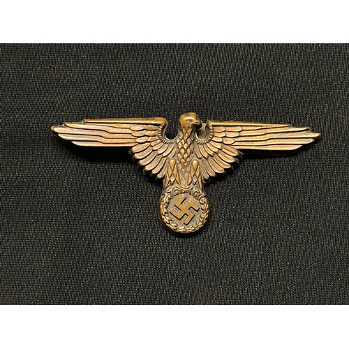 3282 - WW2 British and other militaria to include: various cap badges all a/f: WW2 Polish cap badge a/f: WW... 