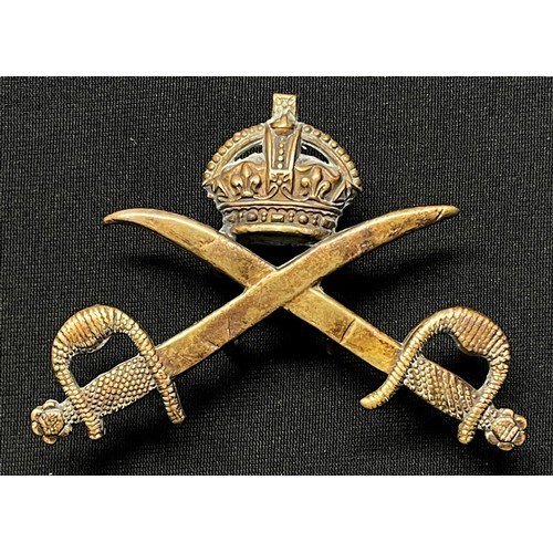 3282 - WW2 British and other militaria to include: various cap badges all a/f: WW2 Polish cap badge a/f: WW... 