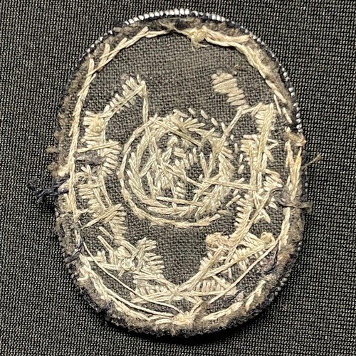 3302 - WW2 Third Reich TENO Officers Cap badge. Rare example, only worn 1932-1934. Hand embroidered in bull... 