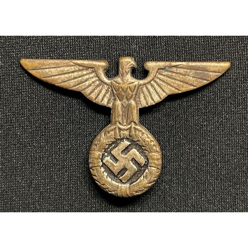 3319 - WW2 Third Reich Deutsches Frauenwerk enamel membership badge, maker marked RZM M1/105: Political Nat... 