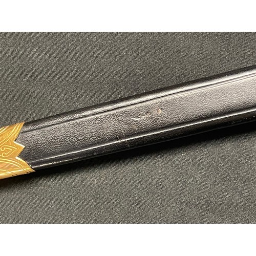 3324 - Kreigsmarine Officers Lion Head Sword with pipe backed blade 810mm in length with etched decoration ... 