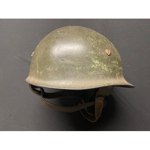 3345 - Post War Belgian Paratroopers Steel Helmet. Complete with original liner and chinstrap. Original pai... 