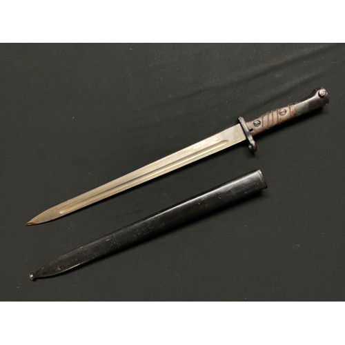 3350 - Yugoslav M24 Bayonet with single edged fullered blade 381mm in length. No markings. Wooden grip with... 