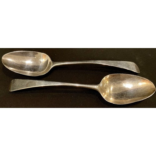 479 - A pair of George III silver tablespoons, George Smith, London 1790, 90.3g