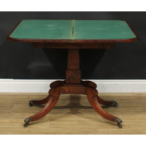 208 - A Regency mahogany card table, 73cm high, 91.5cm wide, 45.5cm deep