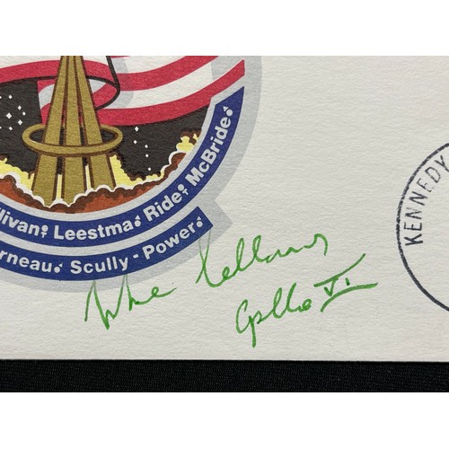 4421 - Stamps - two space covers, both signed: 1, 1965 Gemini Fight GT-4 signed James McDivitt and Edward W... 