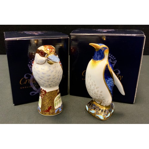 225 - A Royal Crown Derby Paperweight Kookaburra;  another Emperor Penguin,  both gold stoppers, both boxe... 