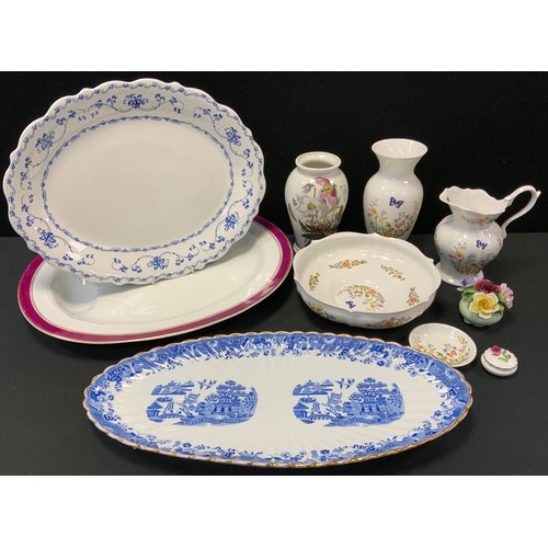 277 - A Coalport Willow pattern salmon/fish plater;  oval pink and gilt meat plate;  Aynsley jug and bowl,... 