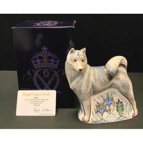 9 - A Royal Crown Derby paperweight, Husky, limited edition pre-release, 16/750, signed in gold, gold st... 