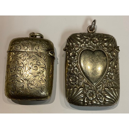 335 - A 19th century vesta case, embossed with Queen Victoria's head; another vesta case (2)