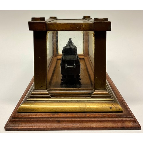 60 - A model locomotive, GC & CN, mounted for display, oak and brass case, 31.5cm wide