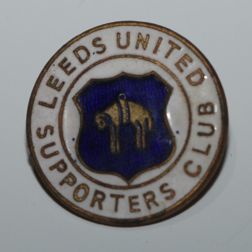 424 - Football - Enamel Badges - Newcastle United Football Supporters' Club; Sunderland AFC; Scunthorpe Un... 