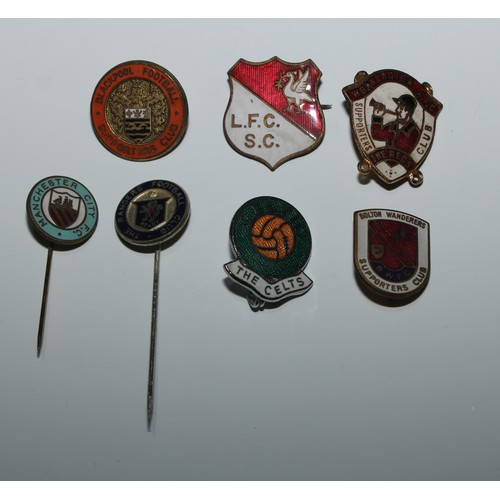 429 - Football - Enamel Badges - Liverpool FC Supporters' Club; Manchester City; Blackpool; Workington AFC... 