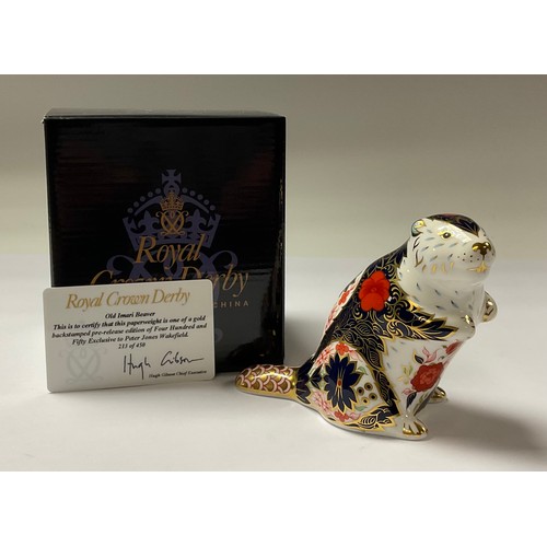 5040 - A Royal Crown Derby paperweight, Old Imari Beaver, exclusive to Peter Jones of Wakefield, gold backs... 