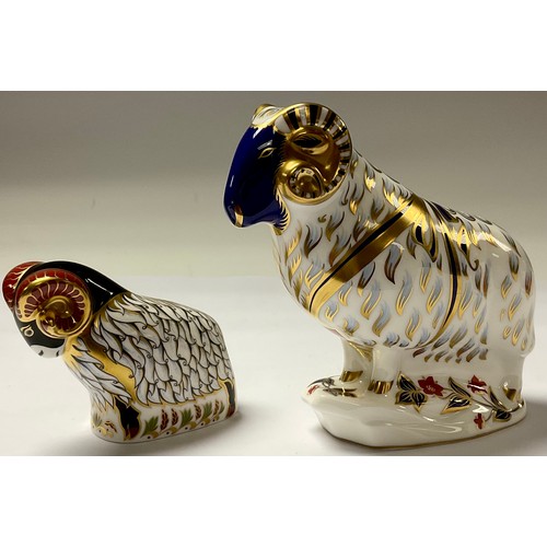 5051 - A Royal Crown Derby paperweight, Derby Ram, Visitor's Centre exclusive, gold stopper, 7.5cm, printed... 