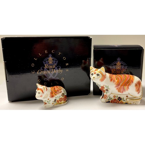 5086 - A pair of Royal Crown Derby Paperweights, Sugar Cat and Spice Kitten, Collector's Guild exclusives, ... 