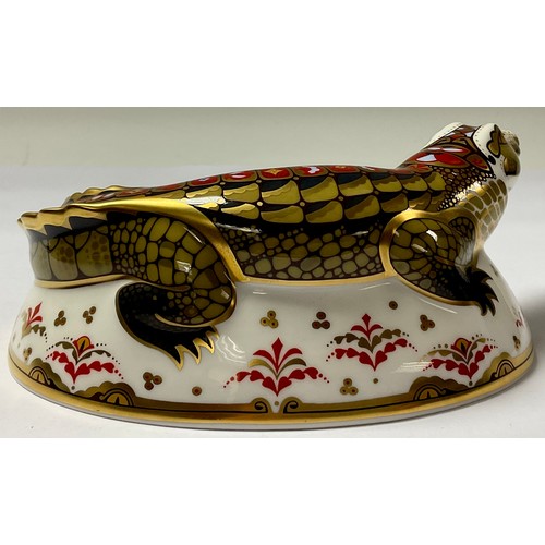 5128 - A Royal Crown Derby paperweight, Crocodile, specially commissioned gold signature edition, gold stop... 