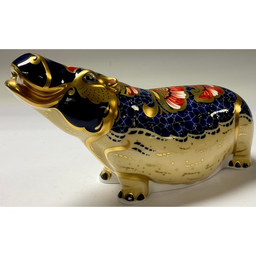 5129 - A Royal Crown Derby paperweight, Hippopotamus, specially commissioned gold backstamp, limited editio... 