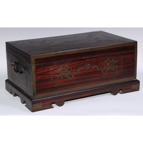 1062 - A 19th century Anglo-Indian brass mounted and marquetry teak table box, hinged cover enclosing an ar... 