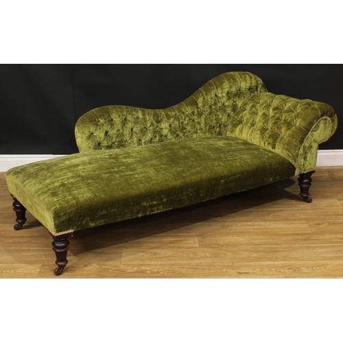 1457 - A Victorian chaise longue, stuffed-over upholstery, deep-button back and side, turned legs, ceramic ... 