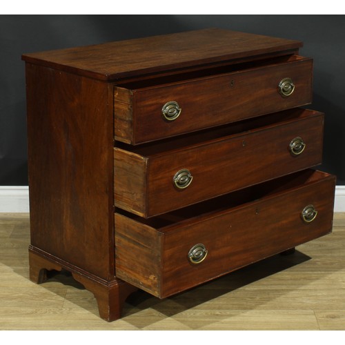 921 - A 19th century mahogany chest, slightly oversailing rectangular top above three long graduated cockb... 