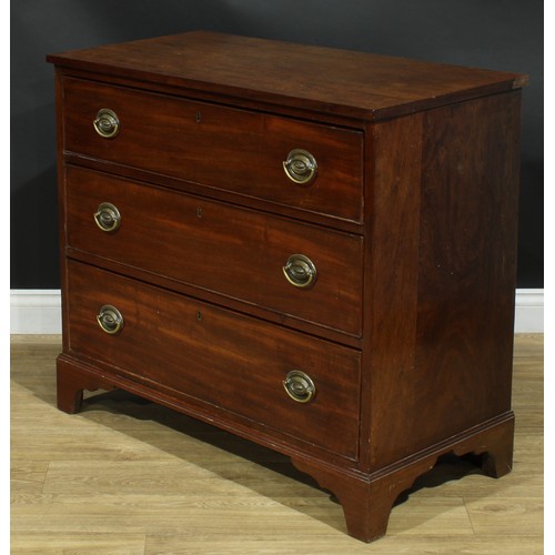 921 - A 19th century mahogany chest, slightly oversailing rectangular top above three long graduated cockb... 