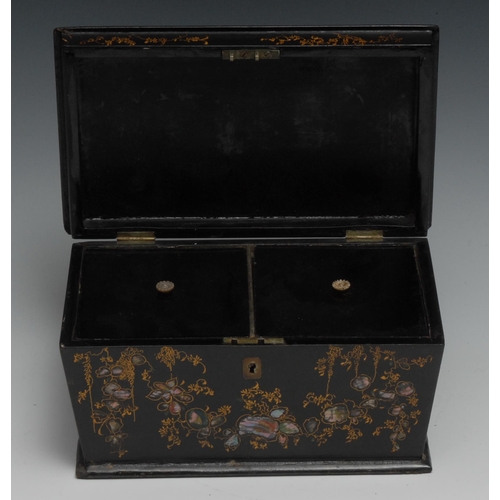 1393 - A Victorian papier mache tea caddy, inlaid with abalone shell and decorated in gilt, hinged cover en... 