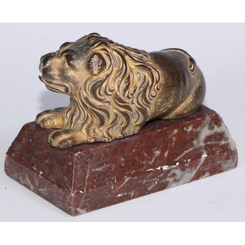 1460 - English School (early 19th century), a gilt bronze, of a recumbent lion, marble base, 13cm wide