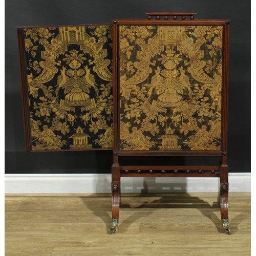 1430 - A Regency mahogany extending fire screen, rectangular frame with channelled edge, sabre legs, brass ... 