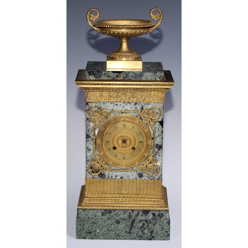 982 - A French Empire gilt bronze mounted green breccia marble mantel clock garniture, 8cm gilt dial inscr... 