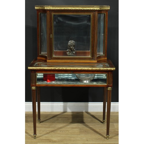 1352 - A Louis XVI Revival gilt metal mounted connoisseur’s vitrine, incurve superstructure with marble top... 