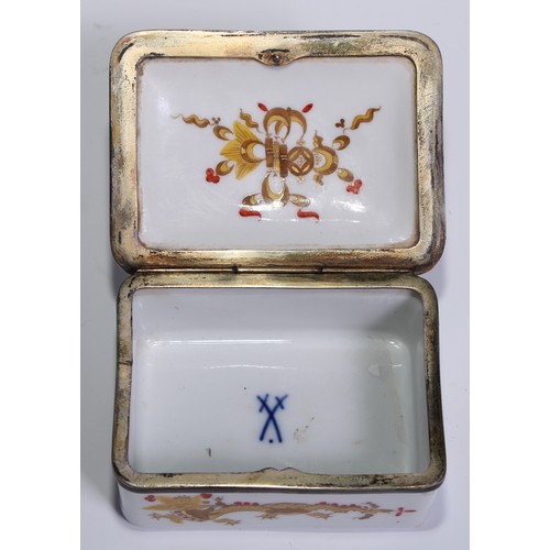 821 - A German silver coloured metal mounted porcelain rounded rectangular snuff box, painted in the Chine... 